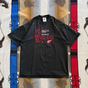 Vintage 90s Detroit Red Wings Embroidered T-Shirt Size Large Champions Black